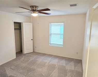 26734 Paloma Blanca Dr - Photo Thumbnail 19