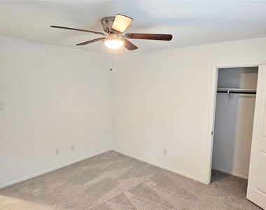 26734 Paloma Blanca Dr - Photo Thumbnail 20