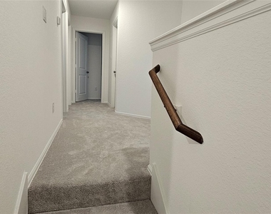 26734 Paloma Blanca Dr - Photo Thumbnail 9