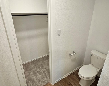 26734 Paloma Blanca Dr - Photo Thumbnail 18