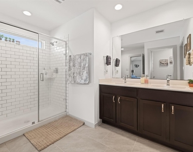 29422 Paytons Park Court - Photo Thumbnail 35