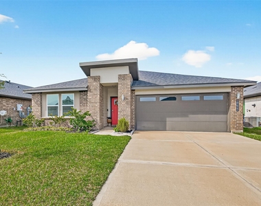 29422 Paytons Park Court - Photo Thumbnail 1