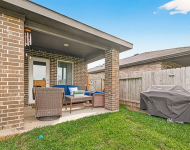29422 Paytons Park Court - Photo Thumbnail 40