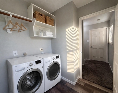 4531 Park Trail Lane - Photo Thumbnail 23