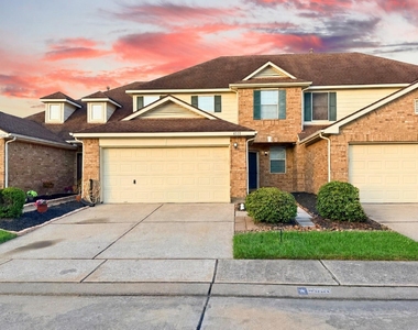 4531 Park Trail Lane - Photo Thumbnail 30
