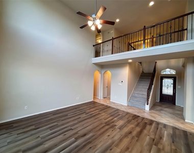13610 Orchard Wind Lane - Photo Thumbnail 4