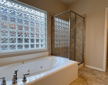 13610 Orchard Wind Lane - Photo Thumbnail 10
