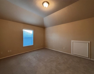 13610 Orchard Wind Lane - Photo Thumbnail 17