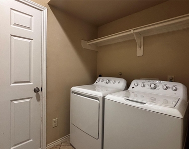 13610 Orchard Wind Lane - Photo Thumbnail 11