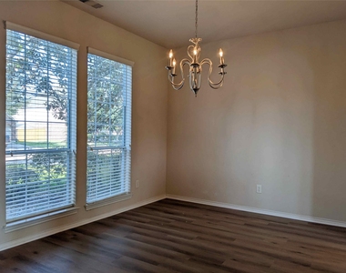13610 Orchard Wind Lane - Photo Thumbnail 2