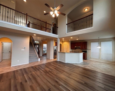 13610 Orchard Wind Lane - Photo Thumbnail 7