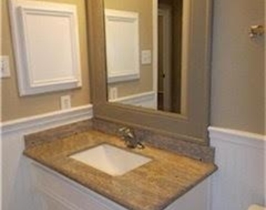 21922 Golden Cedar Drive - Photo Thumbnail 12
