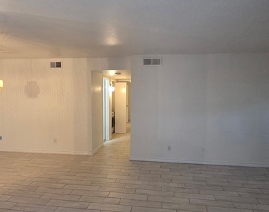 2601 S Braeswood Boulevard - Photo Thumbnail 5