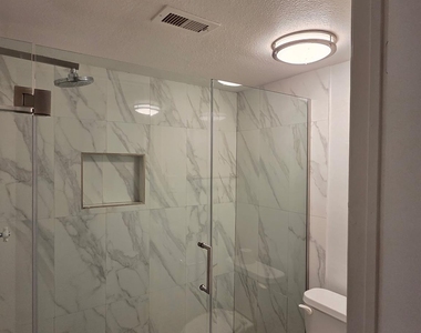 2601 S Braeswood Boulevard - Photo Thumbnail 9