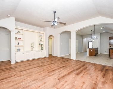 6030 Wildbriar Lane - Photo Thumbnail 12