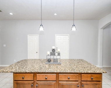 6030 Wildbriar Lane - Photo Thumbnail 10