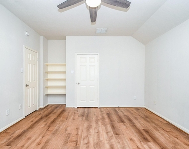 6030 Wildbriar Lane - Photo Thumbnail 21