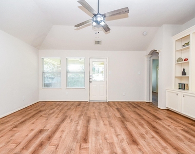 6030 Wildbriar Lane - Photo Thumbnail 13