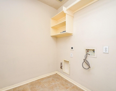 6030 Wildbriar Lane - Photo Thumbnail 28