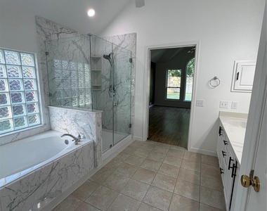 19026 Northcanyon Drive - Photo Thumbnail 12