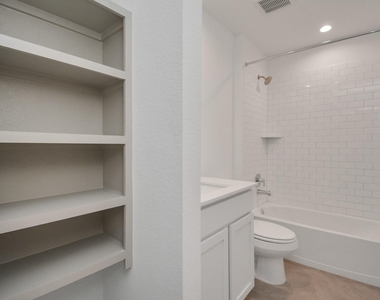 7731 Suffolk Valley Lane - Photo Thumbnail 13