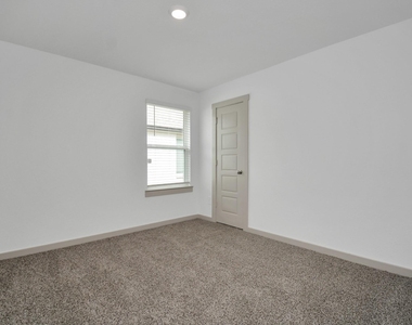 7731 Suffolk Valley Lane - Photo Thumbnail 17