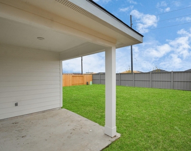 7731 Suffolk Valley Lane - Photo Thumbnail 7