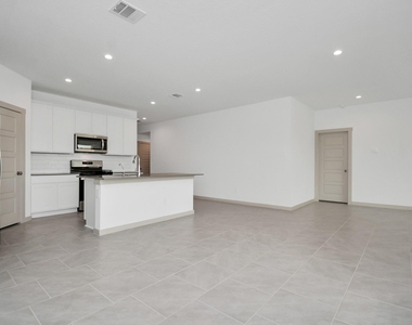 7731 Suffolk Valley Lane - Photo Thumbnail 26