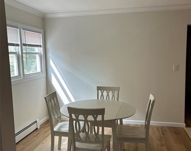 50 Crescent - Photo Thumbnail 6
