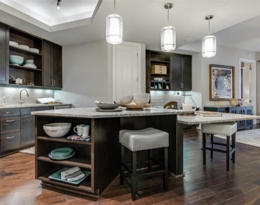 2303 Mid Ln Lane - Photo Thumbnail 5