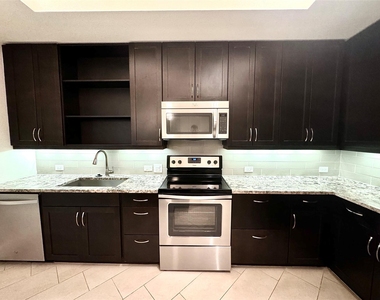 2303 Mid Ln Lane - Photo Thumbnail 14