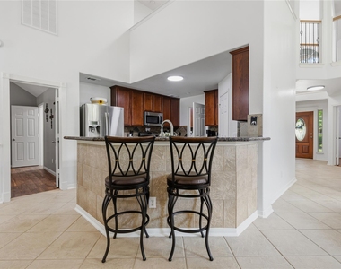 203 Mapleleaf Street - Photo Thumbnail 13