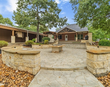 203 Mapleleaf Street - Photo Thumbnail 37