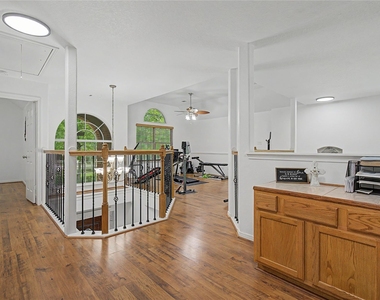 203 Mapleleaf Street - Photo Thumbnail 23