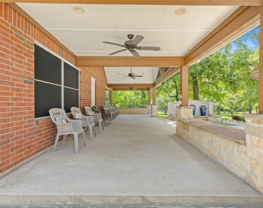 203 Mapleleaf Street - Photo Thumbnail 30