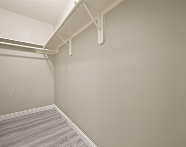 12819 Wisteria Park Drive - Photo Thumbnail 31
