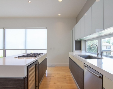 5301 Chenevert Street - Photo Thumbnail 17