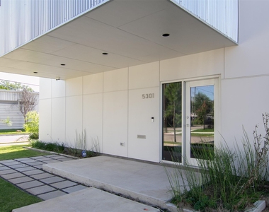 5301 Chenevert Street - Photo Thumbnail 2