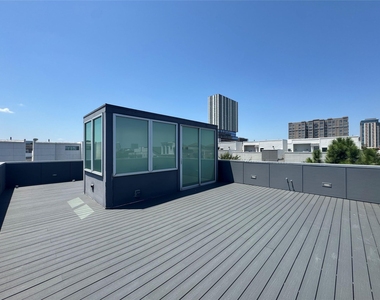 5301 Chenevert Street - Photo Thumbnail 39