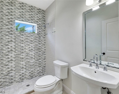7052 Timberland Circle - Photo Thumbnail 28