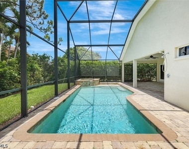 7052 Timberland Circle - Photo Thumbnail 34