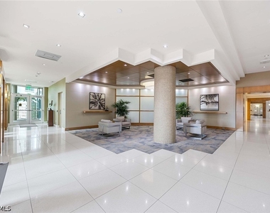 4651 Gulf Shore Boulevard N - Photo Thumbnail 3