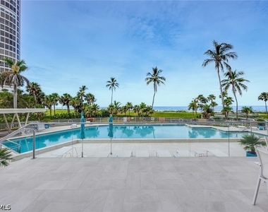 4651 Gulf Shore Boulevard N - Photo Thumbnail 7