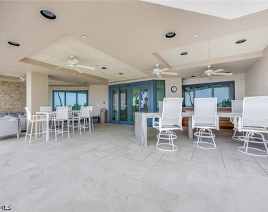 4651 Gulf Shore Boulevard N - Photo Thumbnail 6