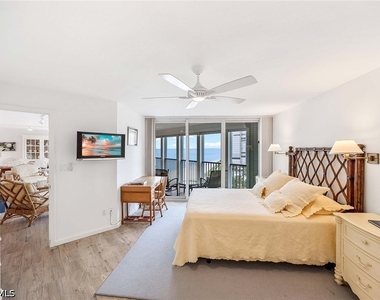 4651 Gulf Shore Boulevard N - Photo Thumbnail 23