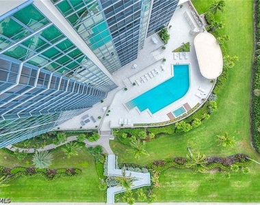 4651 Gulf Shore Boulevard N - Photo Thumbnail 38