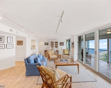 4651 Gulf Shore Boulevard N - Photo Thumbnail 25