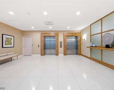 4651 Gulf Shore Boulevard N - Photo Thumbnail 12