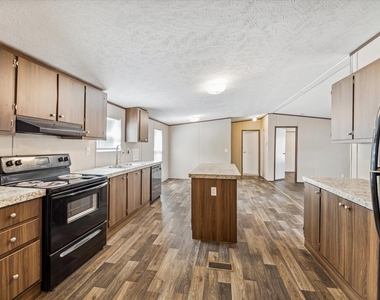 21144 Live Oak - Photo Thumbnail 4
