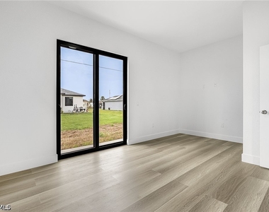 316 Nw 10th Street - Photo Thumbnail 14